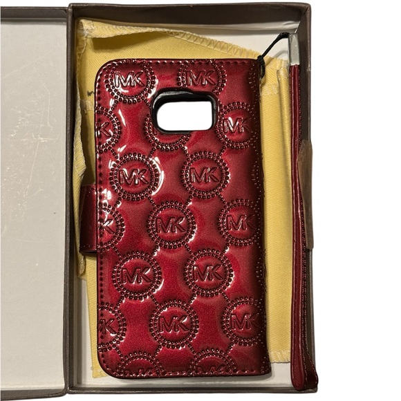 Michael Kors Jet Set Travel smartphone wallet with bag and box NWT - Picture 3 of 9